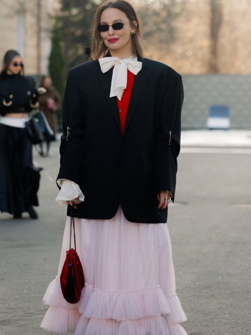 这件衣服绝美 今季流行风格的必备单品